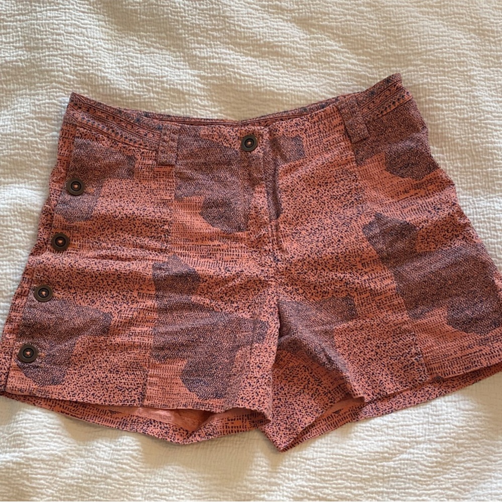 Pink abstract print shorts